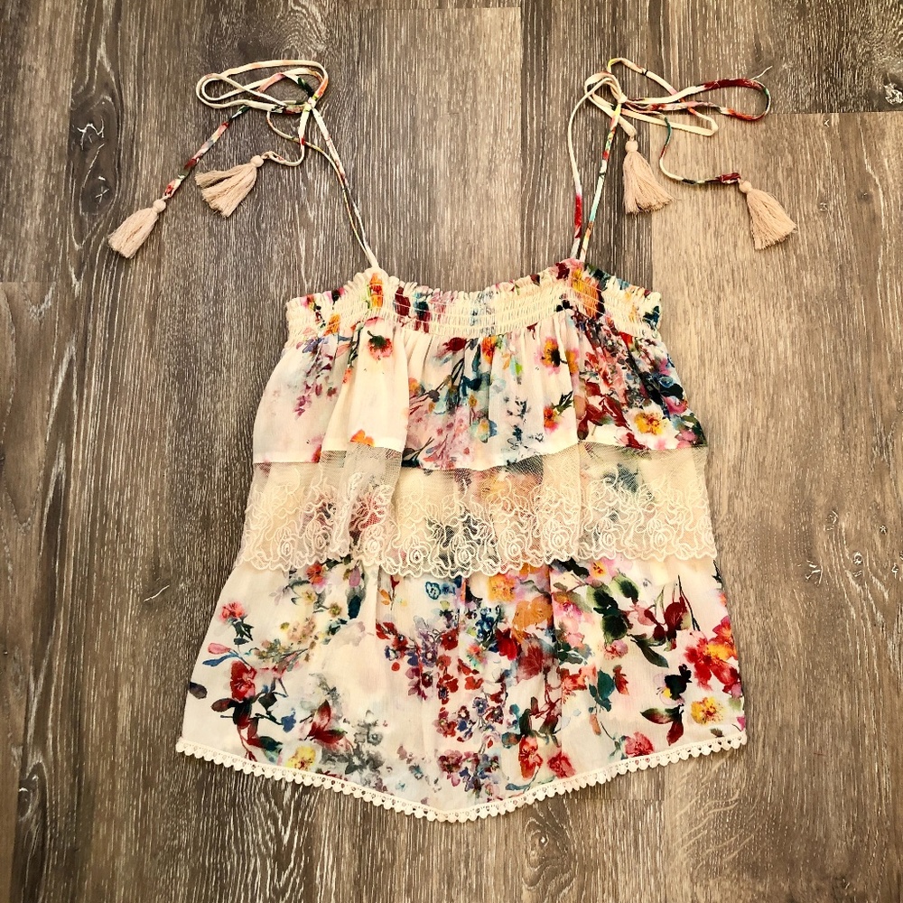 🎉HP🎉 Willow & Clay Ruffle Floral Boho Top With Tassel Ties